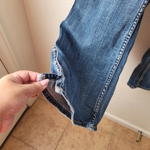 Silver Frances Light Wash Bootcut Jeans - Picture 5 of 9